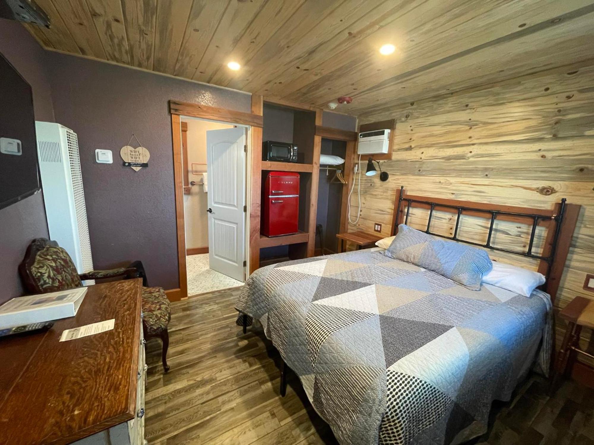 וירג'יניה סיטי Sugarloaf Mountain Motel מראה חיצוני תמונה